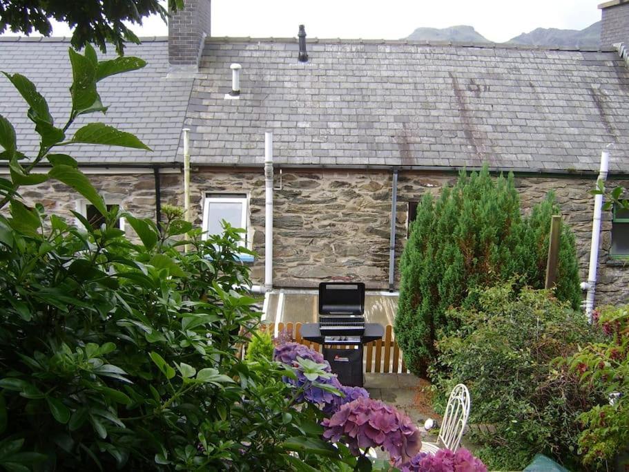 Mountain Walks Straight From The Doorstep Villa Blaenau Ffestiniog Exterior photo